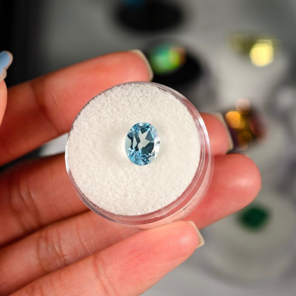 2.55ct Blue Topaz Oval Cut Gemstone